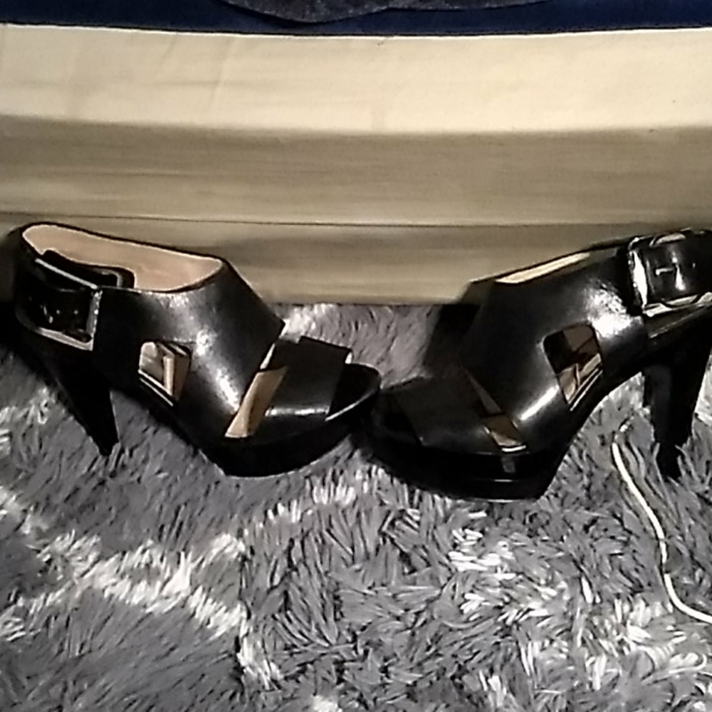 Michael kors heals